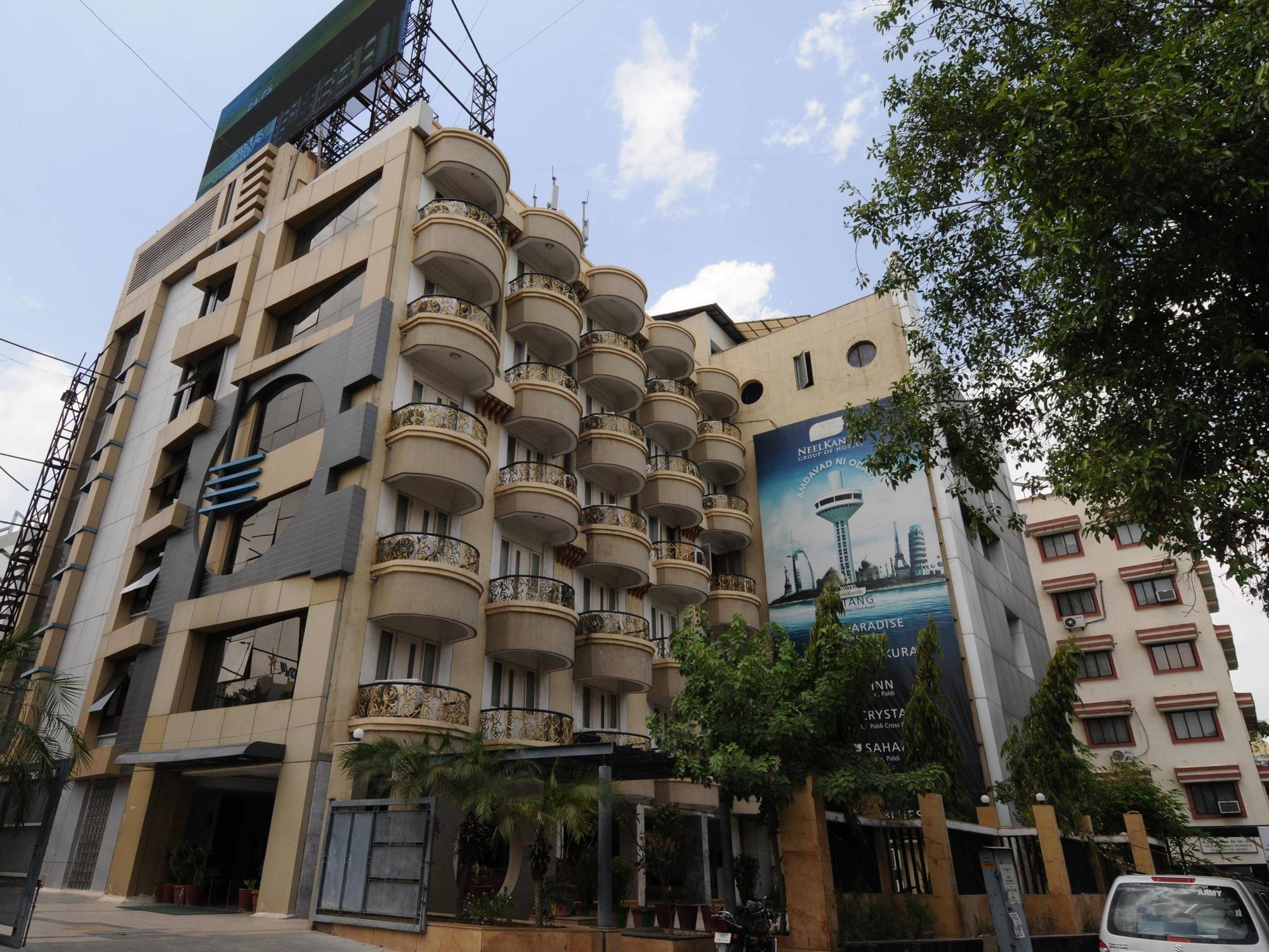 Hotel Neelkanth Paradise Ahmedabad Exterior foto